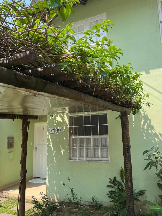 Casa Verde No Centro De Araquari Buitenkant foto